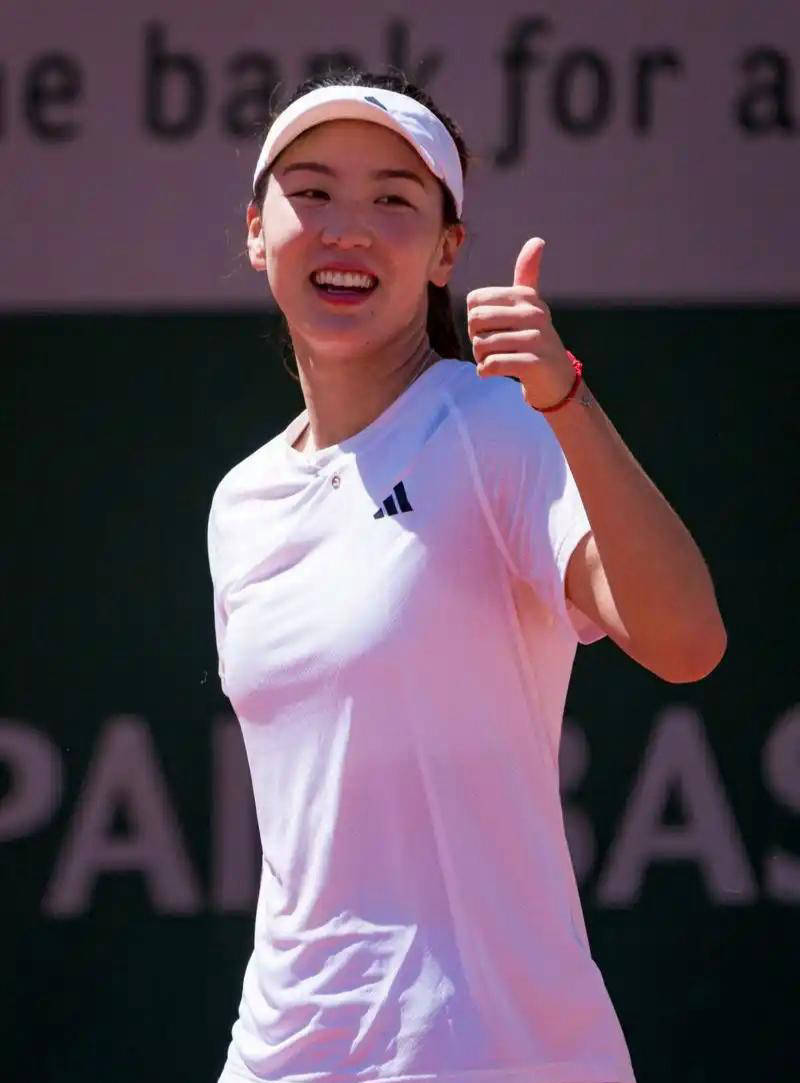 但骆建佑并 但骆建佑并