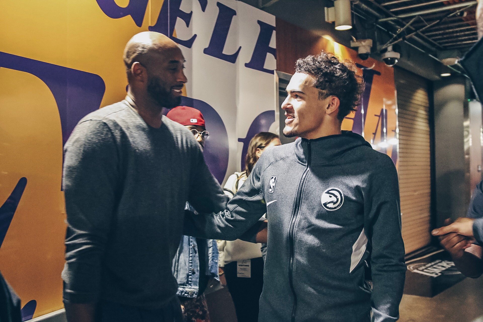 与替补轮换 与替补轮换